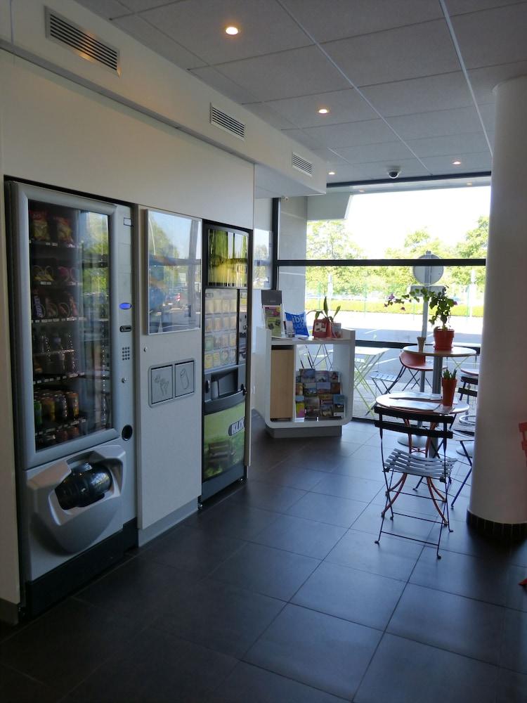 Ibis Budget Tours Nord Esterno foto
