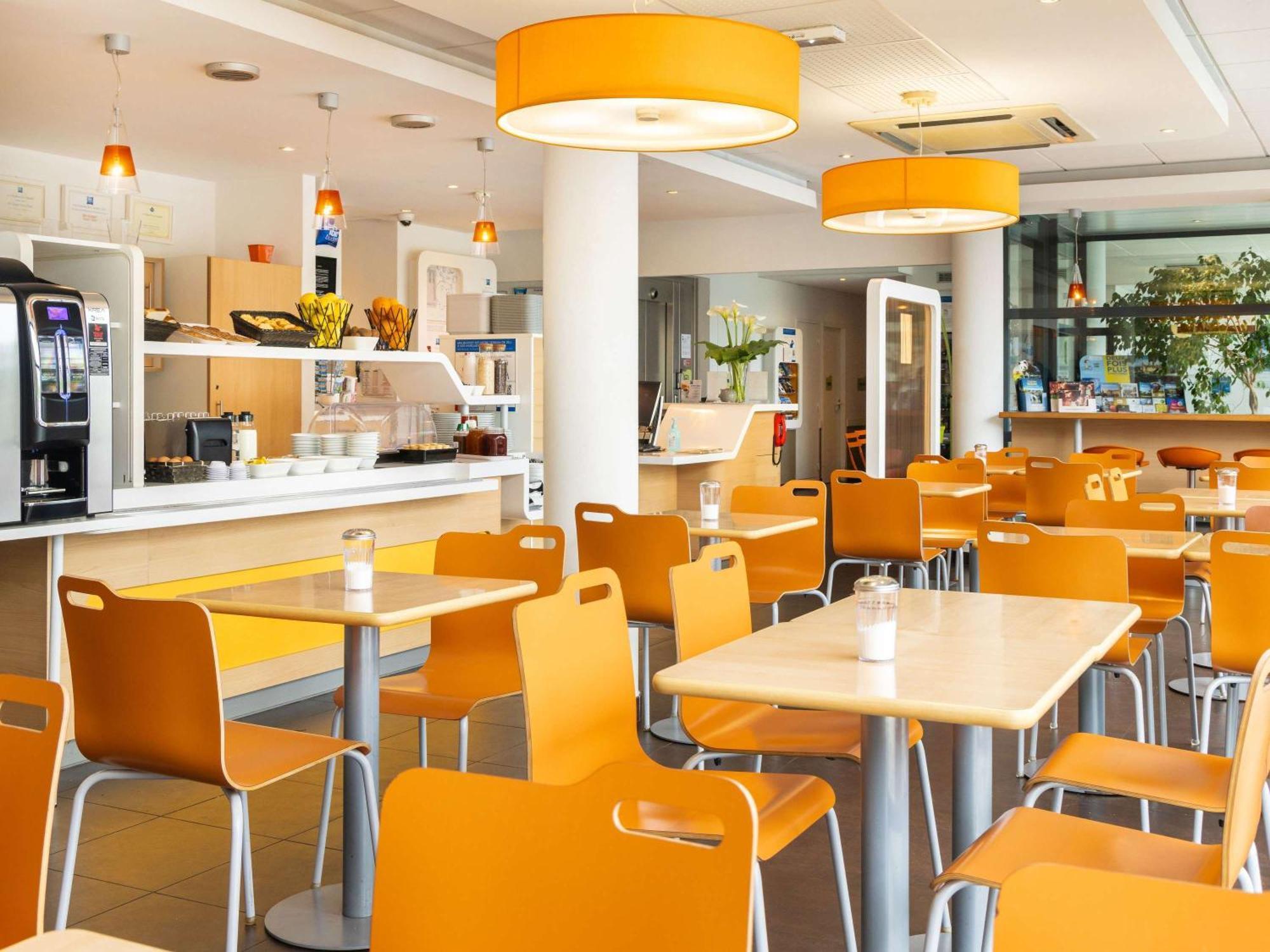 Ibis Budget Tours Nord Esterno foto
